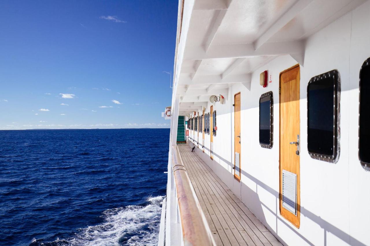 Captain Cook Cruises Fiji Denarau Island Εξωτερικό φωτογραφία